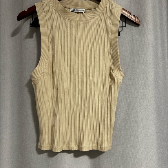 3/$25 Zara crop tank - Tan - High neck BNWT - Picture 2 of 3